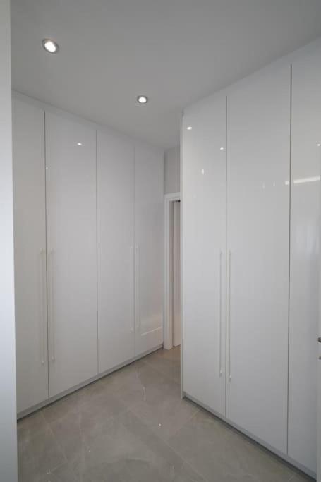 Brand New 3Br With 2 Bathrooms Marousi Apartment Athen Exterior foto
